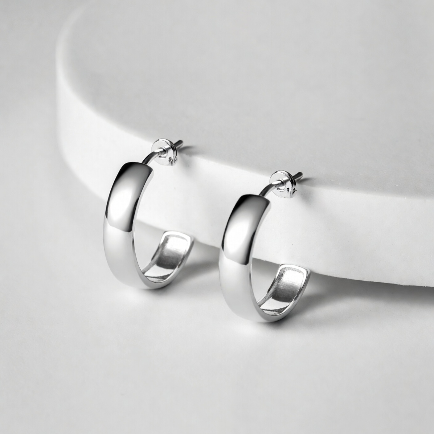 Orbit Medium Hoops